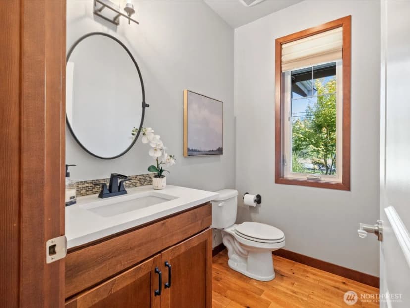 Property photo for 16630 Snohomish Avenue, Snohomish photo 12