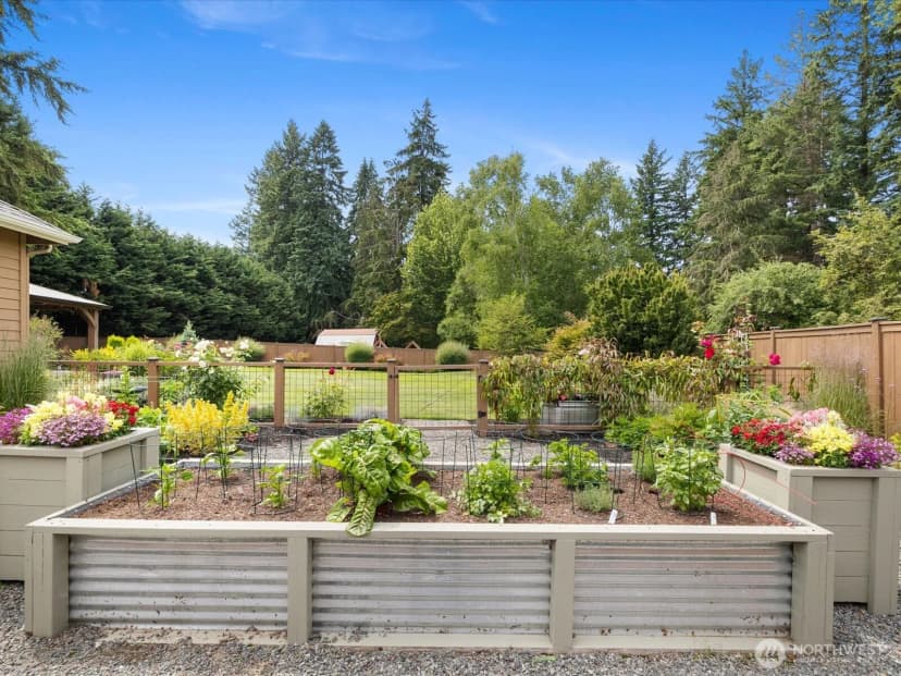 Property photo for 16630 Snohomish Avenue, Snohomish photo 32