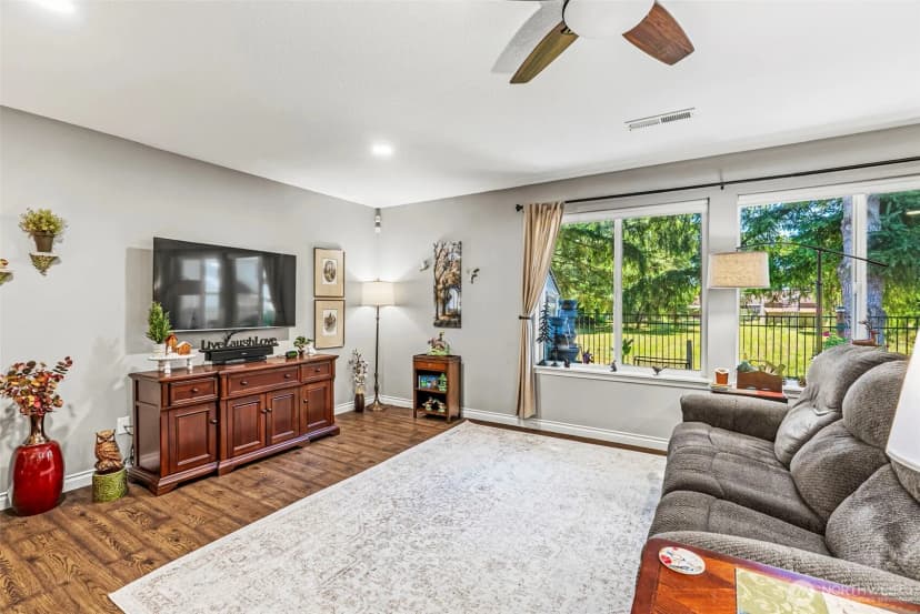Property photo for 168 Wyatt Drive, Kelso photo 7
