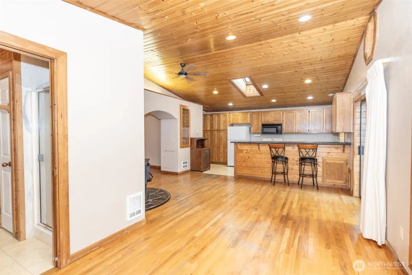 Property photo for 1022 Avenue B, Snohomish photo 12