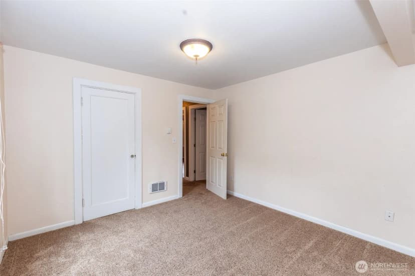Property photo for 1022 Avenue B, Snohomish photo 17