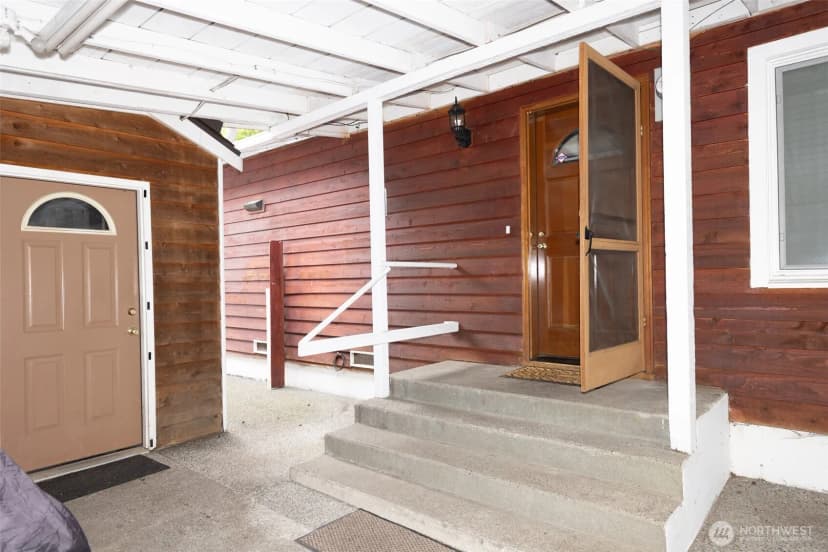 Property photo for 1022 Avenue B, Snohomish photo 7