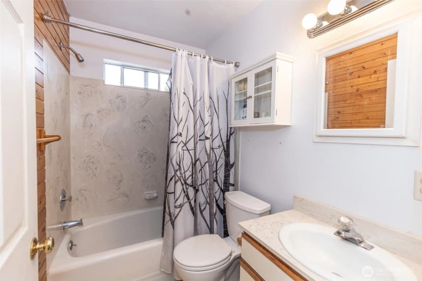 Property photo for 1022 Avenue B, Snohomish photo 19