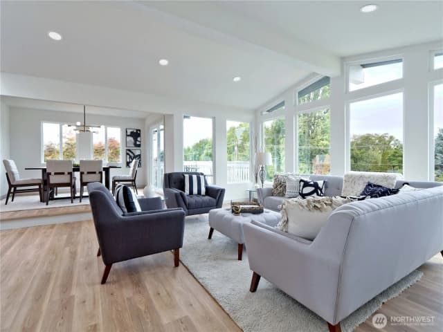 Property photo for 760 Elm Street, Edmonds photo 2