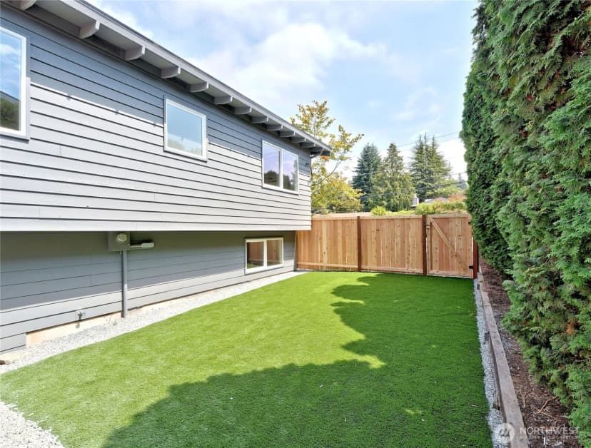 Property photo for 760 Elm Street, Edmonds photo 30