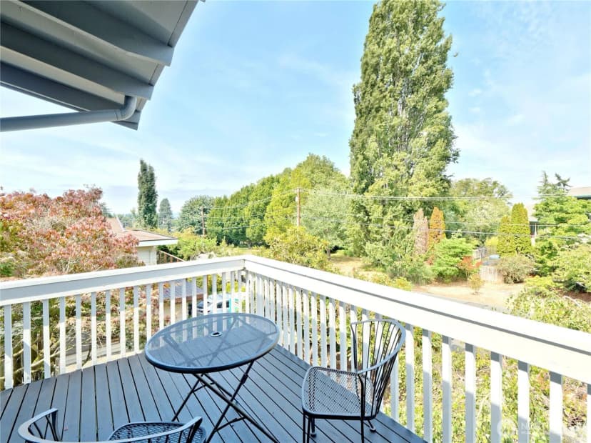 Property photo for 760 Elm Street, Edmonds photo 8