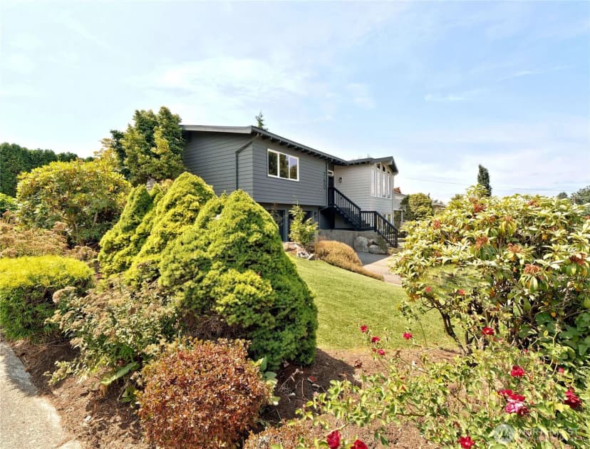 Property photo for 760 Elm Street, Edmonds photo 32
