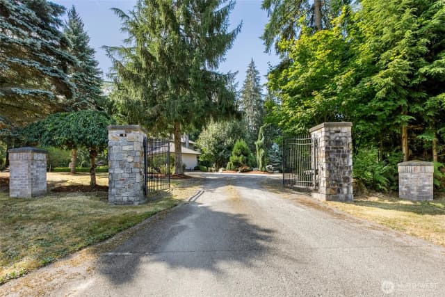 Property photo for 12408 217th Street Se, Snohomish photo 2