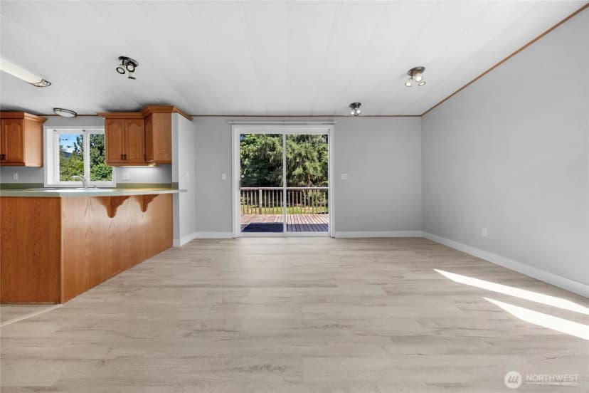 Property photo for 28717 Grandview Road, Arlington photo 14