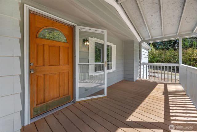 Property photo for 28717 Grandview Road, Arlington photo 4