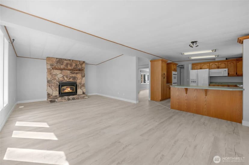 Property photo for 28717 Grandview Road, Arlington photo 12