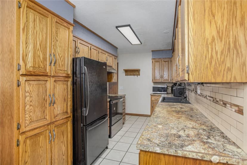 Property photo for 1251 Millerdale Avenue, Wenatchee photo 9