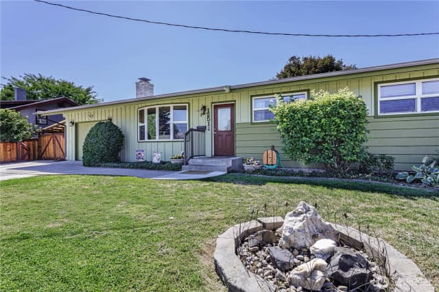 Property photo for 1251 Millerdale Avenue, Wenatchee photo 2