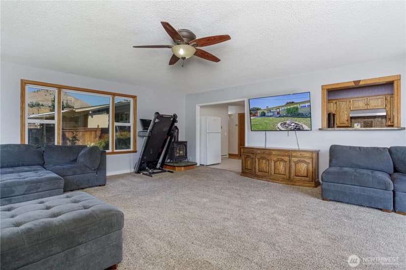 Property photo for 1251 Millerdale Avenue, Wenatchee photo 14