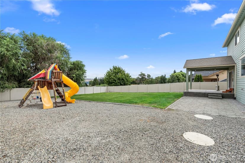 Property photo for 3517 Dianna Way, Wenatchee photo 38