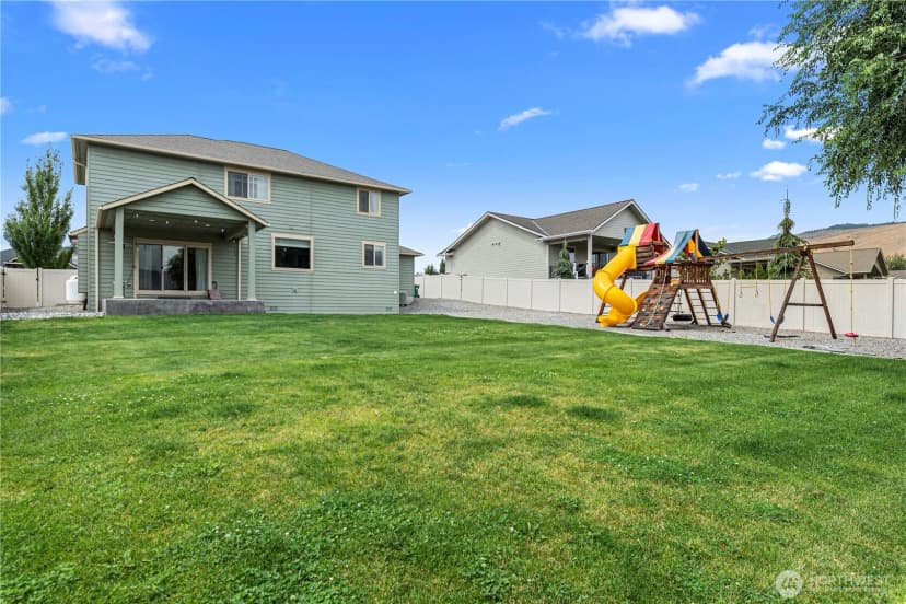 Property photo for 3517 Dianna Way, Wenatchee photo 36