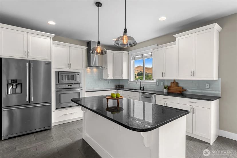 Property photo for 3517 Dianna Way, Wenatchee photo 14