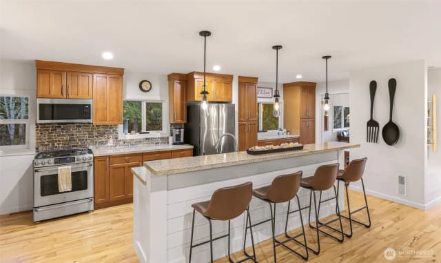 Property photo for 125 Summerland Road, Bellingham photo 5