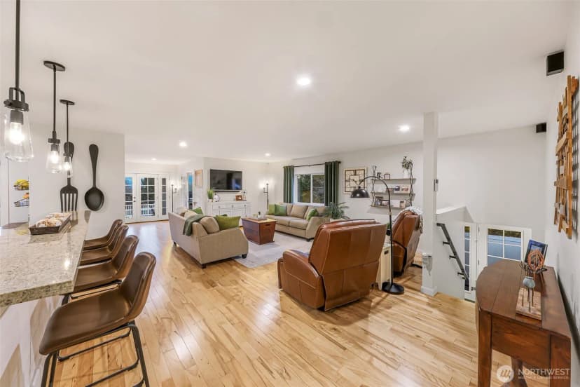 Property photo for 125 Summerland Road, Bellingham photo 6