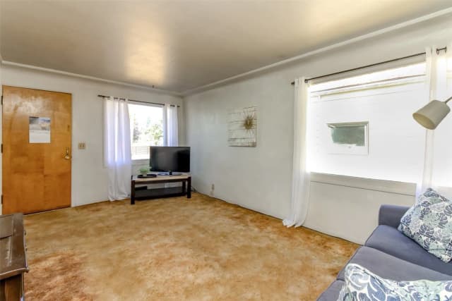 Property photo for 904 7th Street Se, Auburn photo 5