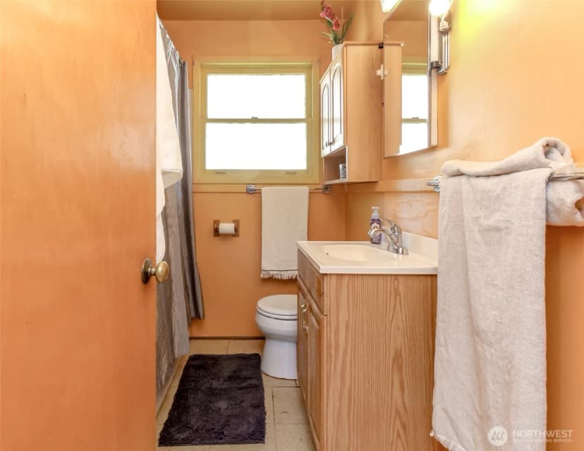 Property photo for 904 7th Street Se, Auburn photo 15