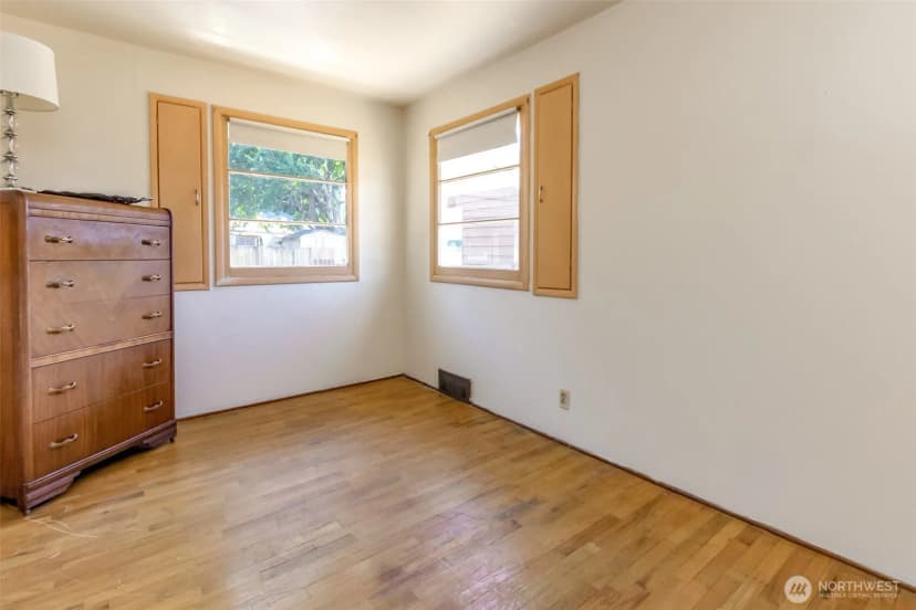 Property photo for 904 7th Street Se, Auburn photo 14