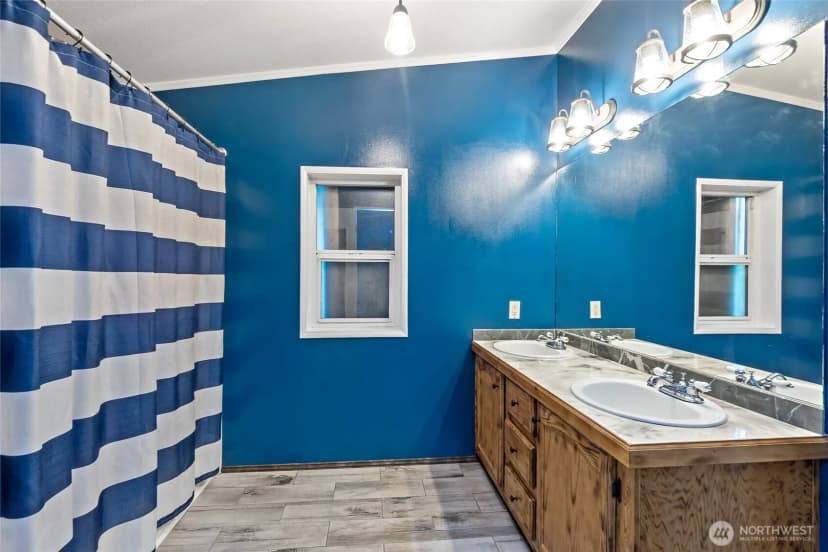 Property photo for 1614 284th Street E, Roy photo 19