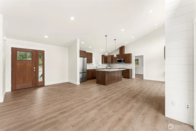 Property photo for 49330 Alder Cuttoff Road E, Eatonville photo 5