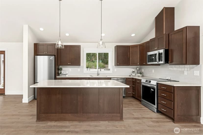 Property photo for 49330 Alder Cuttoff Road E, Eatonville photo 16