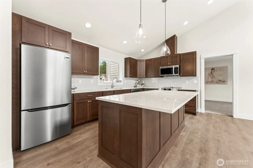 Property photo for 49330 Alder Cuttoff Road E, Eatonville photo 15