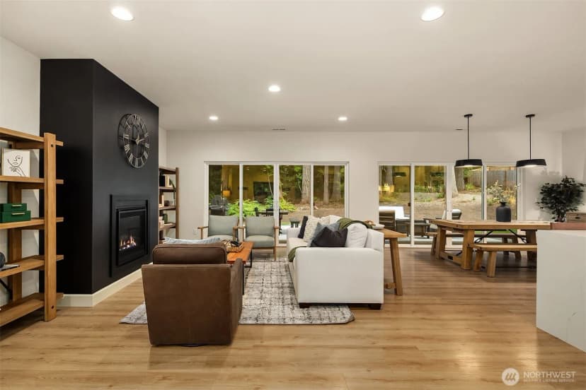 Property photo for 2215 W Beaver Lake Dr Se, Sammamish photo 4