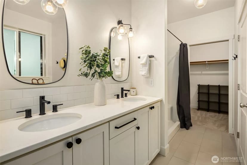 Property photo for 2215 W Beaver Lake Dr Se, Sammamish photo 20