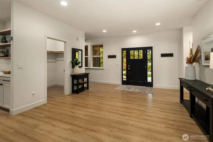 Property photo for 2215 W Beaver Lake Dr Se, Sammamish photo 17