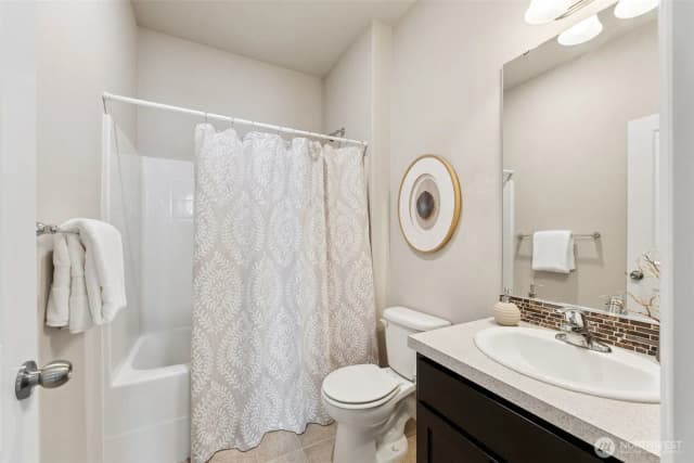 Property photo for 3366 Aurora Street Ne, Lacey photo 5