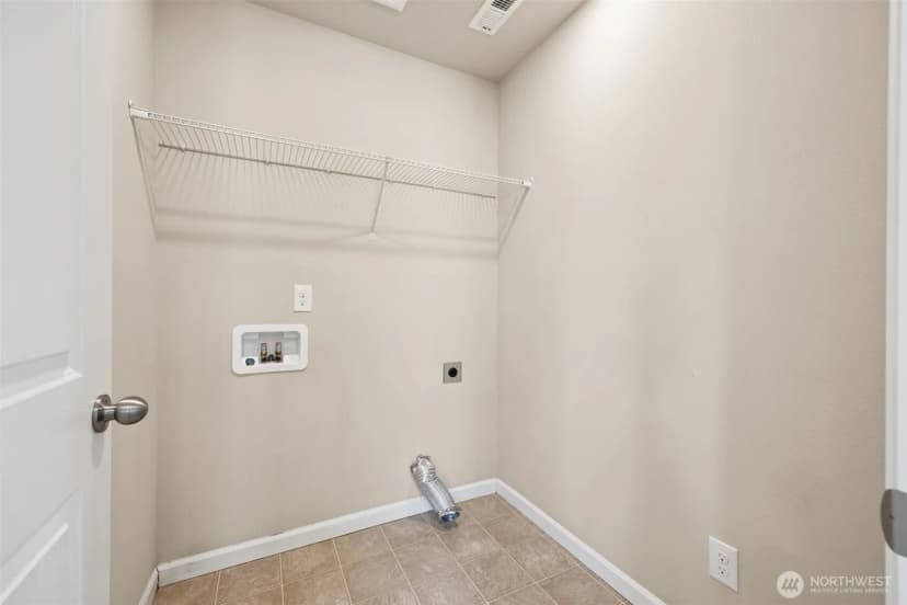 Property photo for 3366 Aurora Street Ne, Lacey photo 21