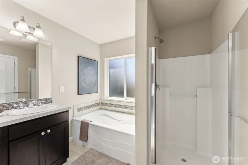 Property photo for 3366 Aurora Street Ne, Lacey photo 15