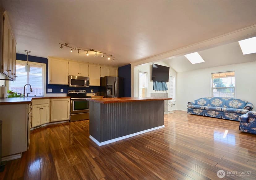 Property photo for 16127 Prairie Creek Loop Se, Yelm photo 9