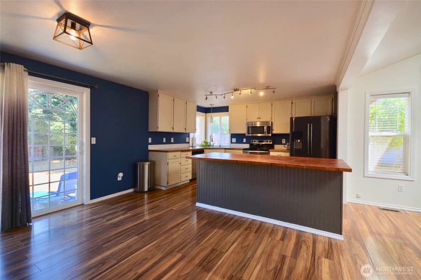 Property photo for 16127 Prairie Creek Loop Se, Yelm photo 12