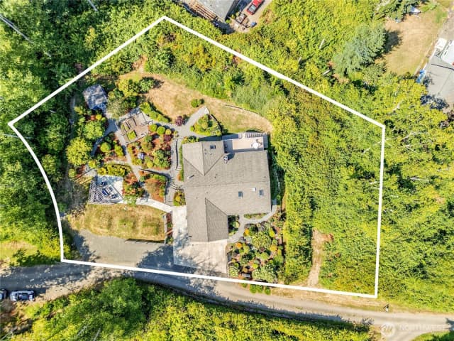 Property photo for 38809 Cora Avenue Avenue Ne, Hansville