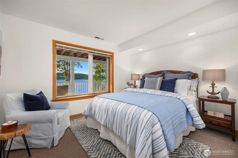 Property photo for 6957 Crystal Springs Drive Ne, Bainbridge Island photo 24