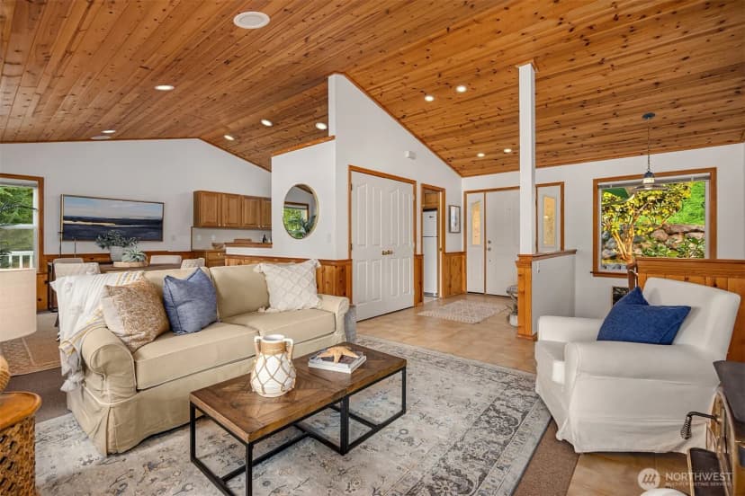 Property photo for 6957 Crystal Springs Drive Ne, Bainbridge Island photo 17
