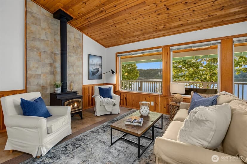 Property photo for 6957 Crystal Springs Drive Ne, Bainbridge Island photo 10