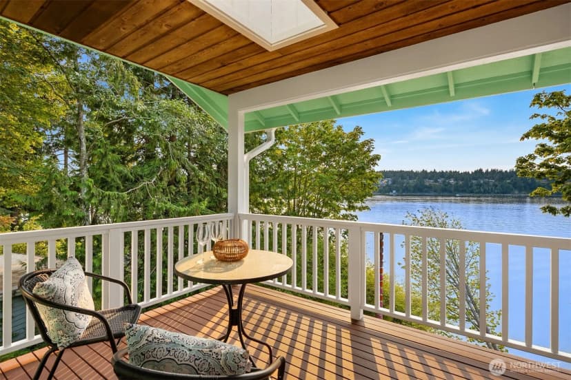 Property photo for 6957 Crystal Springs Drive Ne, Bainbridge Island photo 15