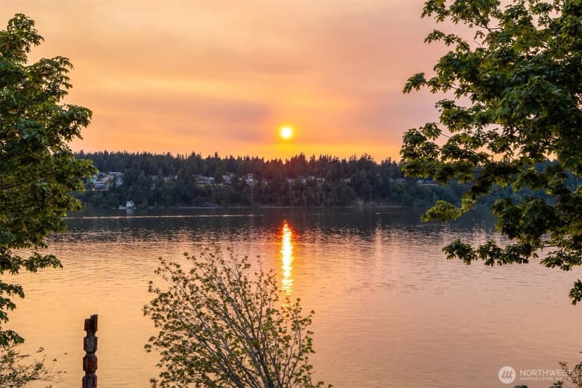 Property photo for 6957 Crystal Springs Drive Ne, Bainbridge Island photo 5