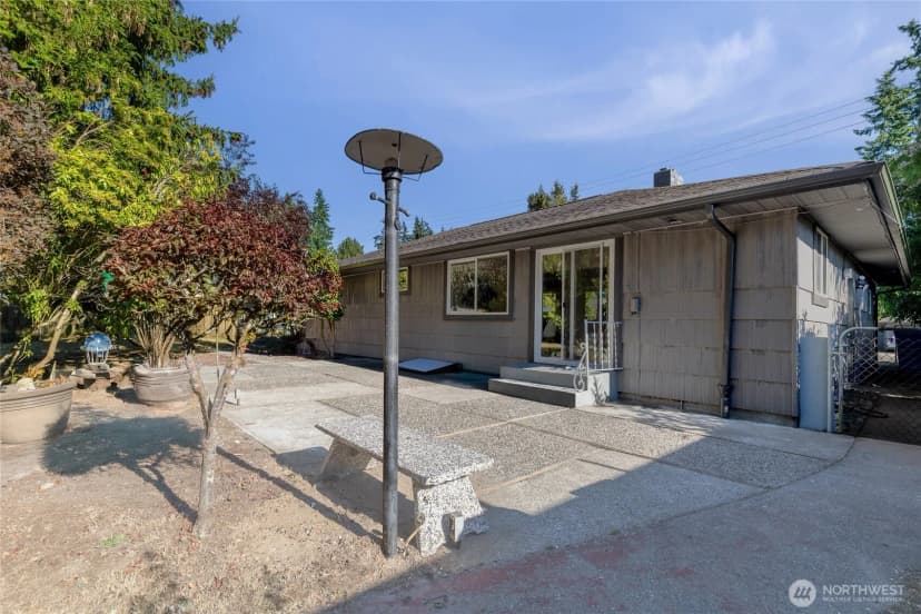 Property photo for 518 N 166th Street, Shoreline photo 23