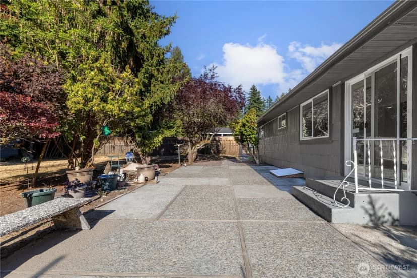 Property photo for 518 N 166th Street, Shoreline photo 33