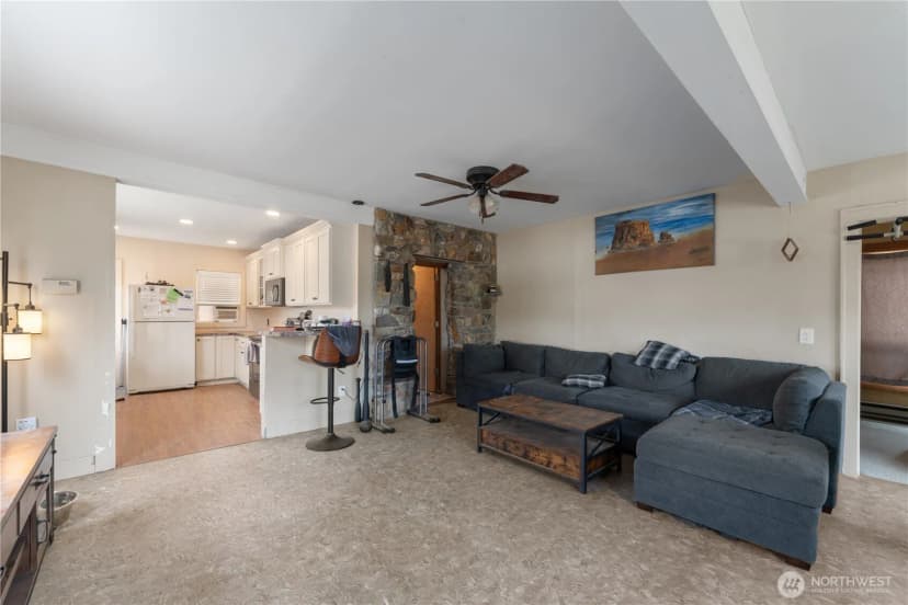 Property photo for 219 W Columbia Avenue, Chelan photo 11