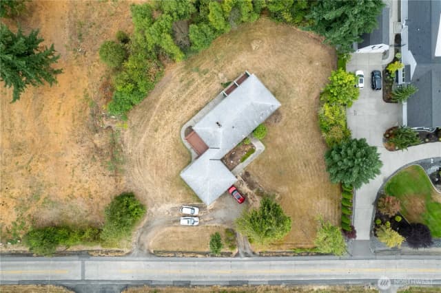 Property photo for 12414 48th Street E, Edgewood photo 2