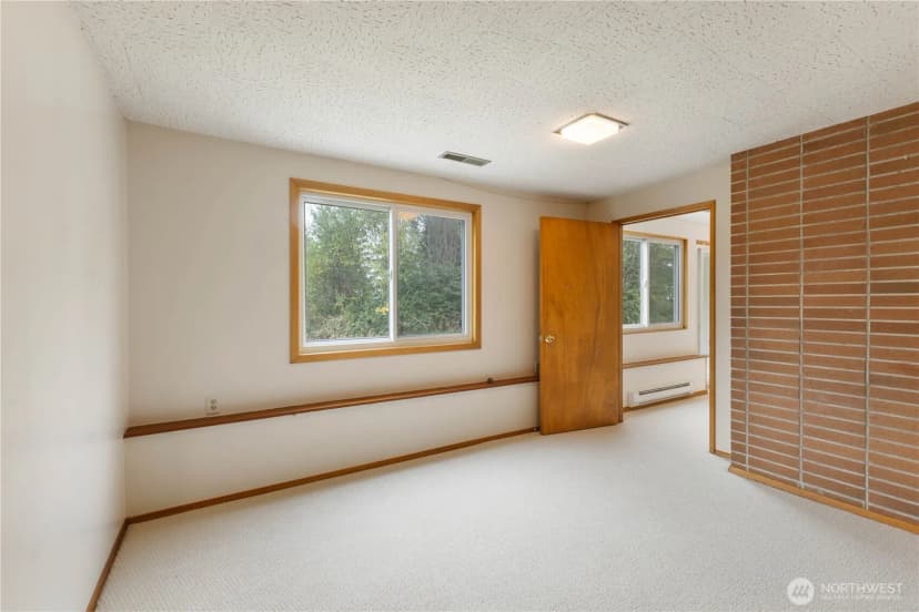Property photo for 12414 48th Street E, Edgewood photo 28