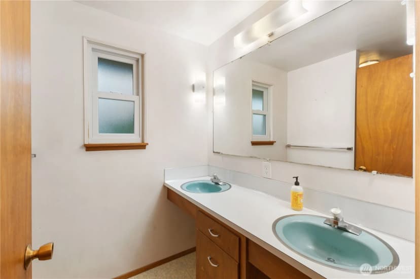Property photo for 12414 48th Street E, Edgewood photo 20